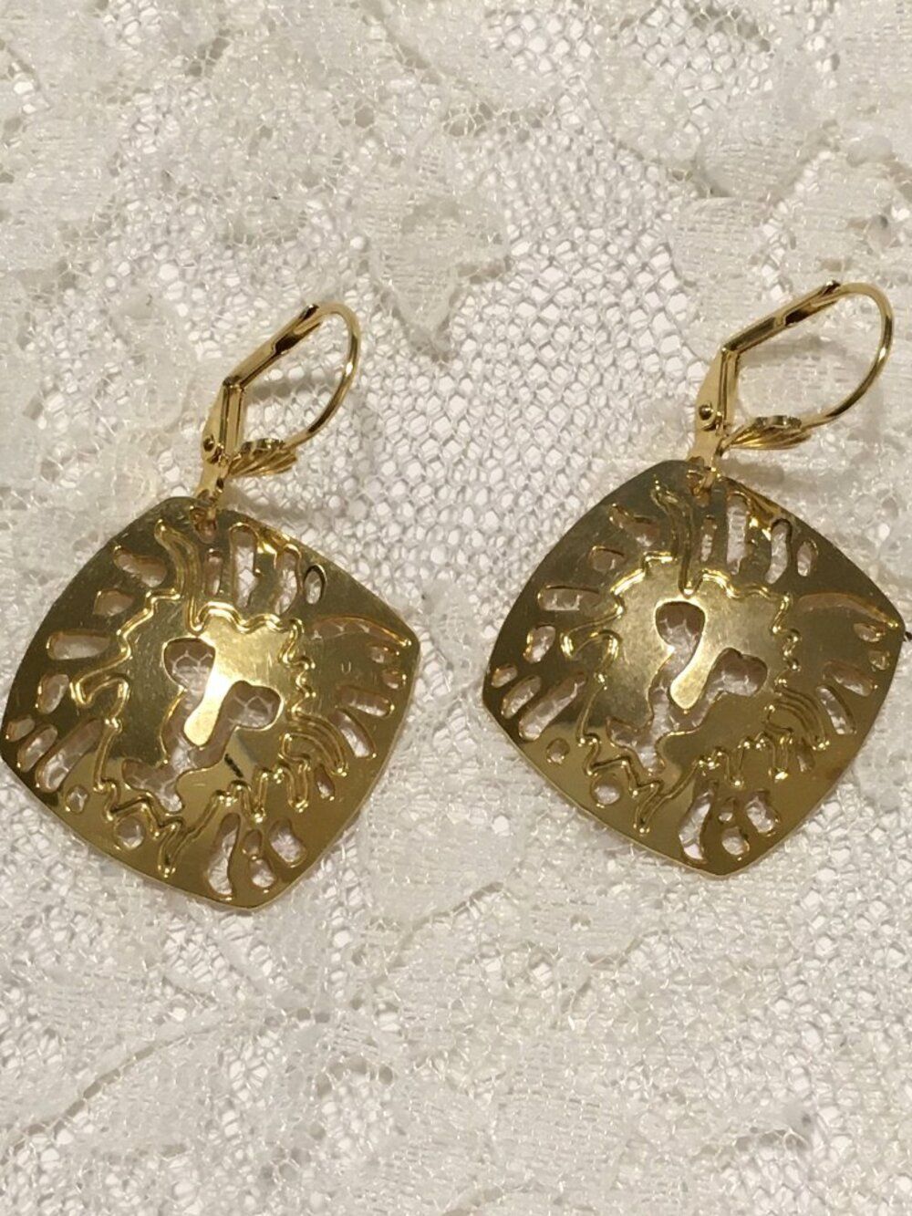 Vintage Ann Klein Lion Head Earrings Gold tone Dangly Lever Back Statement